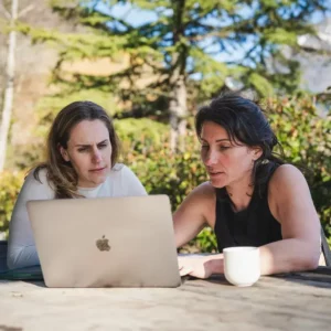 Perrine Tramoni et Marie reboul travail AKdémie